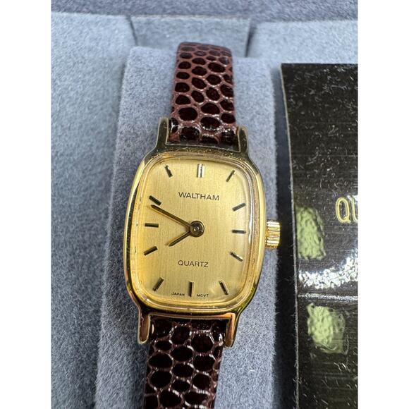 Waltham WD328 008 Quartz Analog Watch Gold Tone Rectangle W/ Box & Papers New